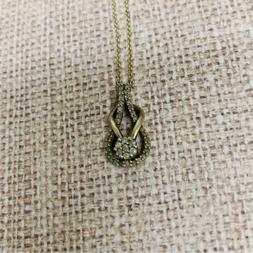 Sterling Silver Gold Wash Diamond Knot Necklace‎